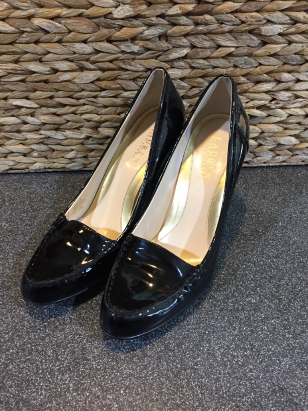 Lauren Ralph Lauren Black Patent Leather Pumps - Picture 8 of 13
